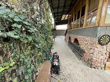 Продажа коттеджей и домов: Продаётся просторный дом 650 м² в Октябрьском районе! Строился для — 9