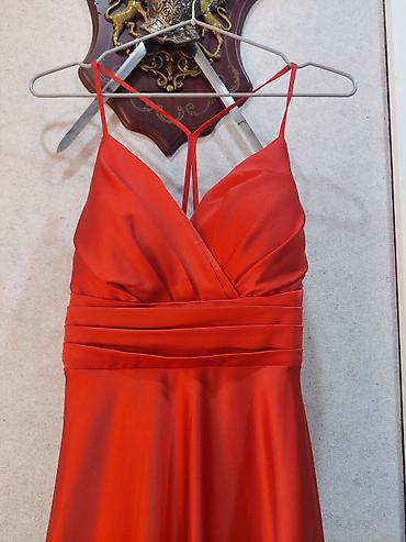 xari bulbul qizil: Ziyafətlər üçün qırmızı ipək don Xs və S ölçüdə vatsap 0505241873 — 4