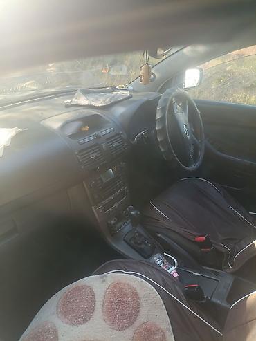 Toyota Avensis: 2004 г., 1.8 л, Автомат, Бензин, Седан