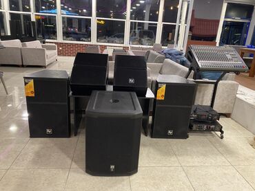 Dinamiklər və kolonkalar: JBL Kolonka, Növ - Akustik, rəng - Qara — 2