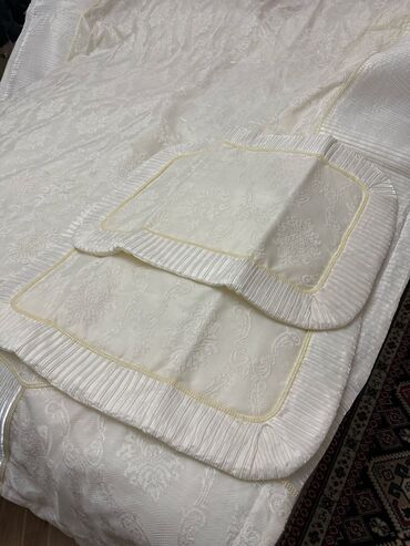 Örtüklər: Yataq üçün Yeni Qaşlı rəng - Bej Yataq örtüyü — 8