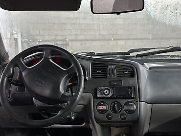 Nissan: Nissan Primera: 2000 г., 1.8 л, Механика, Универсал — 2