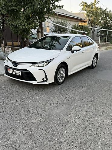 sonata d8: Toyota Corolla: 2021 г., Гибрид — 3