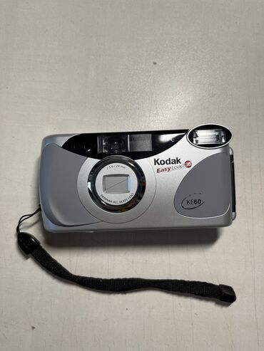 Фотоаппараты: Фотоаппарат Kodak, пленочный. Состояние отличное как на фото