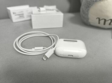 Микрофоны: Новый Беспроводные (Bluetooth) Наушники, Apple, цвет - Белый