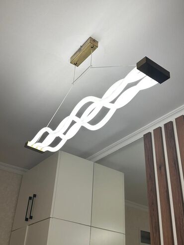 Bitkilər: Çılçıraq, 3 lampa, Metal
