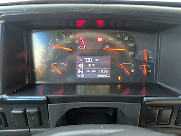 Тягачи: Тягач, Volvo, Без прицепа — 19