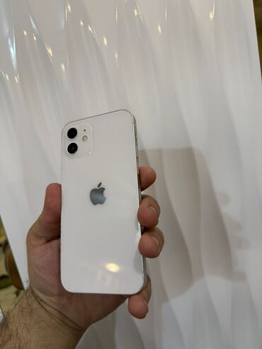 Apple iPhone: IPhone 12, Б/у, 64 ГБ, Белый, Защитное стекло, Чехол, Кабель, 81 % — 1