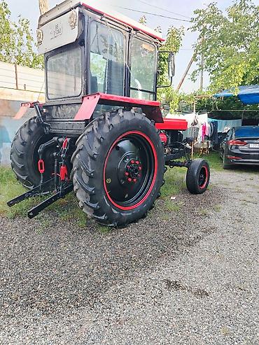 Traktorlar: Kənd təsərrüfatı üçün universal təkərli traktor - Güclü dizel — 4