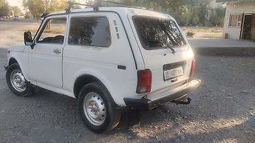 шавралет нива: ВАЗ (ЛАДА) 4x4 Нива: 2001 г., 1.7 л, Механика, Бензин — 3