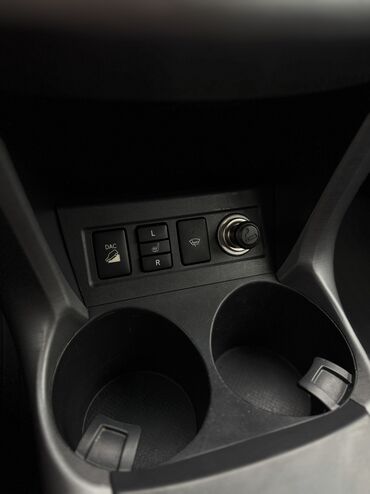 Toyota: Toyota RAV4: 2006 г., 2 л, Автомат, Бензин, Кроссовер — 9