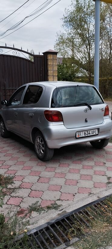 ярис: Toyota Yaris: 1999 г., 1.3 л, Автомат, Бензин, Хетчбек