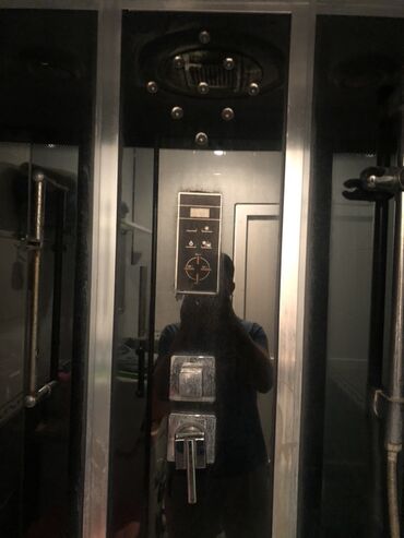 Duş kabinaları, arakəsmələr: Qara rəngdə, hidro masaj funksiyalı duş kabinəsi satılır. Kabinədə lalafo.az -da Duş kabinaları, arakəsmələr: Qara rəngdə, hidro masaj funksiyalı duş kabinəsi satılır. Kabinədə