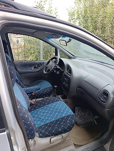 Seat: Seat Alhambra: 1999 г., 2 л, Механика, Минивэн — 4
