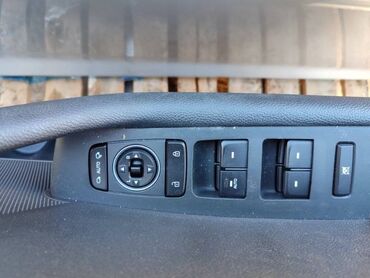 блок управления стеклоподъёмник: Блок управления стеклами Hyundai Sonata New rise 2018 перед. лев