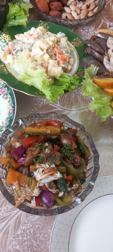 Посуточная аренда домов: 150 м², 5 комнат, Балкон застеклен at lalafo.kg — 20 Посуточная аренда домов: 150 м², 5 комнат, Балкон застеклен — 20