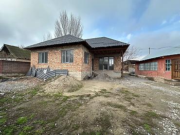 Продажа коттеджей и домов: Трёхкомнатная времянка и новый дом четыре комнатные плюс сарай 20/6 — 36