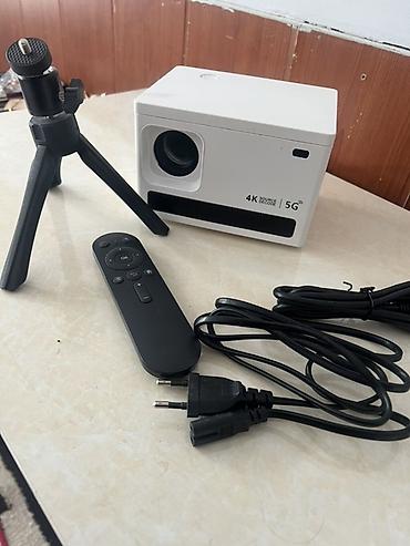 проекторы ukc с usb: Компактный мультимедийный проектор с дистанционным управлением — 1