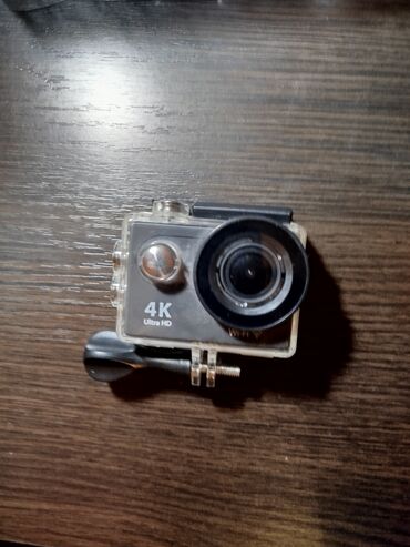 Видеокамеры: Продаётся экшен камера 4к Ultra HD в идеальном состоянии хорошо at lalafo.kg — 4 Видеокамеры: Продаётся экшен камера 4к Ultra HD в идеальном состоянии хорошо — 4
