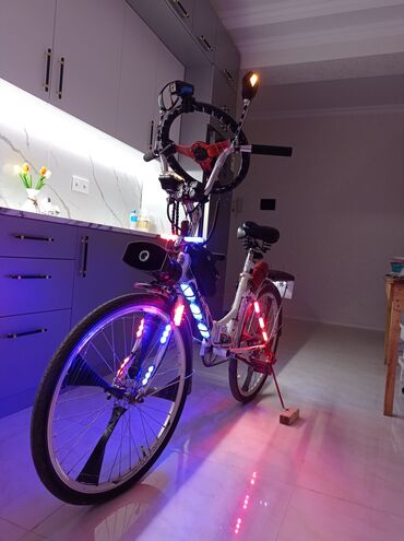 Şəhər velosipedləri: İşlənmiş Şəhər velosipedi Stels, 26", sürətlərin sayı: 27, Ünvandan götürmə — 8