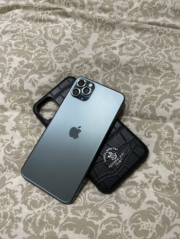 IPhone 11 Pro Max, Б/у, 256 ГБ, Зеленый, Защитное стекло, Чехол, 73 %