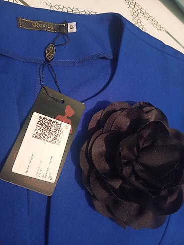 Отдам даром: Несколько платье,костюм брючный,пиджак,размеры на — 4