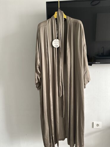 платье италии: Продаю новую накидку шелк-италия! 2600