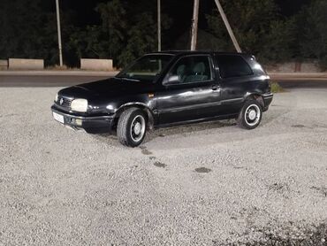 сиденья голф: Volkswagen Golf: 1993 г., 1.8 л, Механика, Бензин, Хэтчбэк