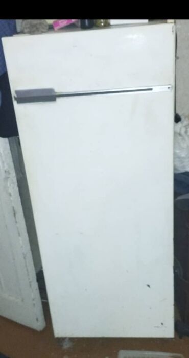 куплю холодильник в бишкеке: Муздаткыч Колдонулган, Бир камералуу, 50 * 160 * 50