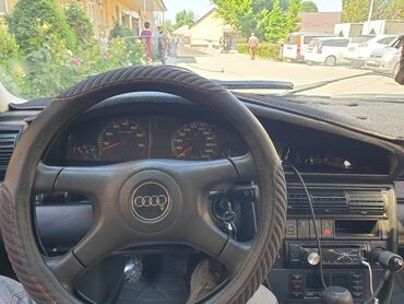 обмень на ауди: Audi 100: 1992 г., 2.3 л, Механика, Газ, Седан