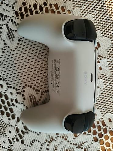 video magnitafon: Sony PlayStation 5 DualSense naqilsiz oyun pultu İstifade olunmayıb — 3