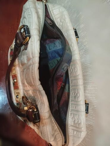 Çantalar: Əl çantası, İşlənmiş — 4