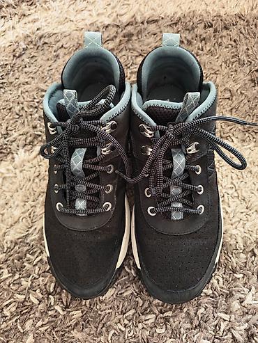 pertlanje patike: Original Timberland patike. bas u lagane i udobne. br.41,gaziste — 1