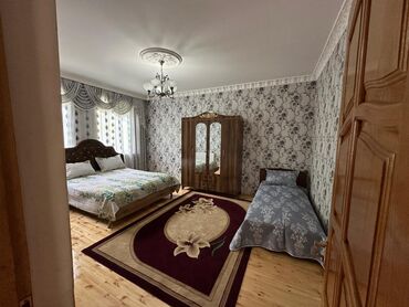 Bağ evlərinin kirayəsi: 130 kv. m, 4 otaqlı, Hovuzlu, Kombi, Qaz, İşıq — 16