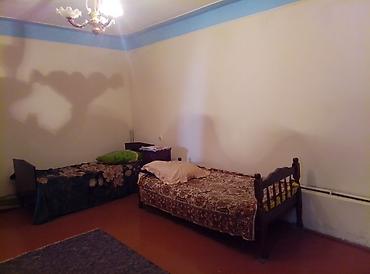 Аренда комнат: 2 otaqlı sadə yaşayış yeri – mebel və məişət avadanlıqları ilə - — 1