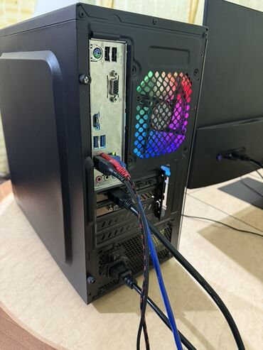 Настольные ПК и рабочие станции: Компьютер, ядер - 4, ОЗУ 16 ГБ, Для несложных задач, Б/у, Intel Core i5, NVIDIA GeForce GTX 1060, HDD + SSD — 9