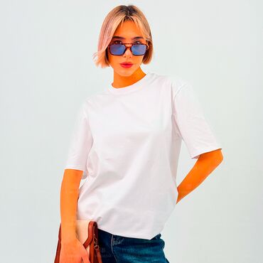 боди женская: Белая базовая женская футболка из хлопка — удлинённая, универсальная и