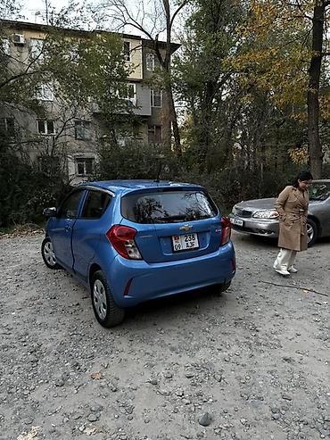 niva chevrolet: Chevrolet Spark: 2016 г., 1 л, Вариатор, Бензин, Хэтчбэк — 5