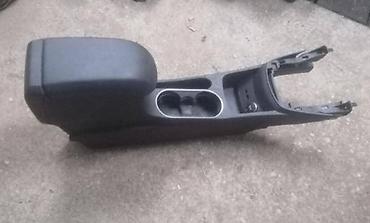 Glave motora: Enterijer ( plastike) za ford c-max, fiesta, focus . Od 2002. Do — 18