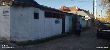 цех дом: Нежилое жилье омещение/постройка на углу улиц М. Горький и