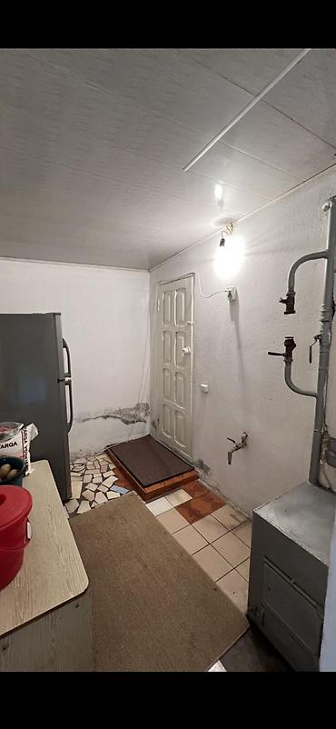 куплю дом киргизия 1: 60 м², 3 комнаты, Без подселения — 2