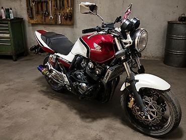 Унаа: Honda CB400 Super Four (NC31/NC39) — классический японский нейкед — 4