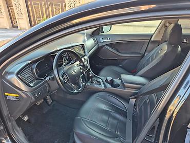 ekanom: Kia Optima: 2.4 l | 2012 il Sedan — 2