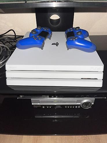 playstation 4 pro oyunları: PlayStation 4 Pro (ağ rəng) oyun konsolu — 1