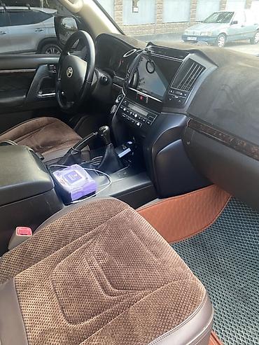 lend cruizer: Toyota Land Cruiser: 2011 г., 4 л, Механика, Газ, Внедорожник — 5