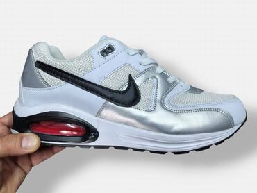 Patike: Patike, veličina - 42 na lalafo.rs — 11 Patike: Patike, veličina - 42 — 11