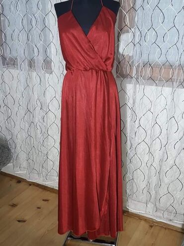 haljina likru materijalu: M (EU 38), bоја - Crvena, Večernji, maturski, Na bretele
