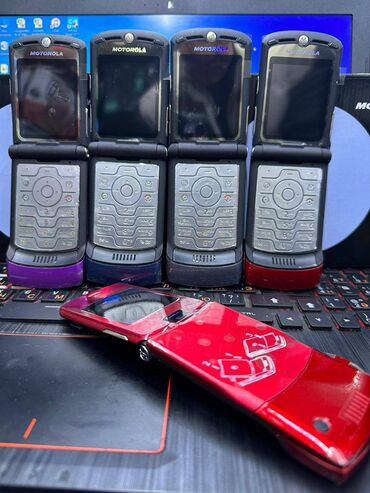 Мобильные телефоны: Motorola Шарм, Новый