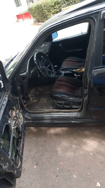 торпеда пассат б5: BMW 5 series: 1990 г., 2.5 л, Механика, Бензин, Седан