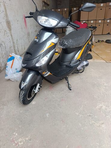 Mopedlər,skuterlər: Skyberg skuter0.49 Kub 45 km Saat surət Butun sənəldər verilir - — 8